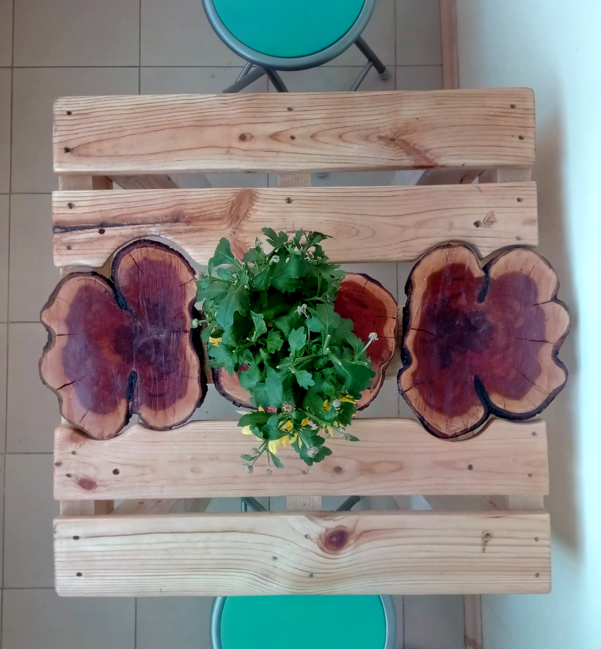 Table Stela-1